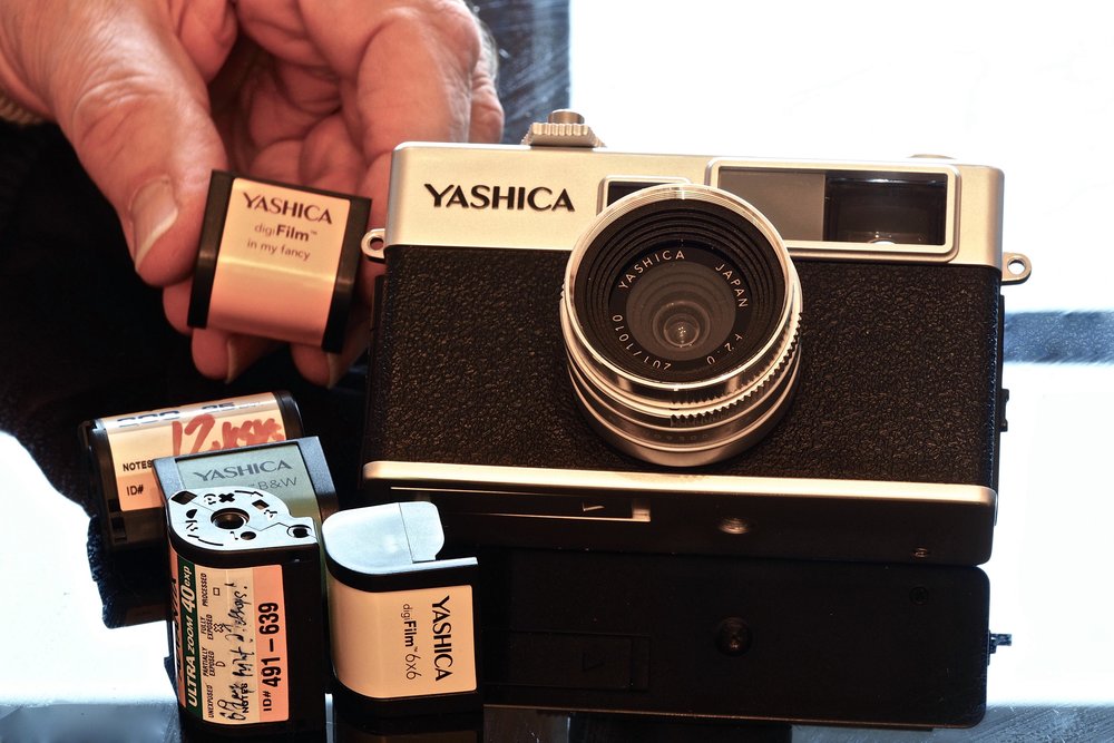DigiFilm’ cartridges, APS film cassette.